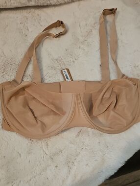 Skims Unlined Balconette wire Bra in Nude